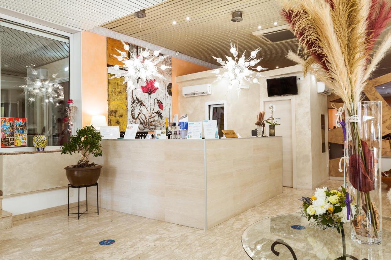 Hotel Al Nuovo Porto Bellaria-Igea Marina Eksteriør bilde