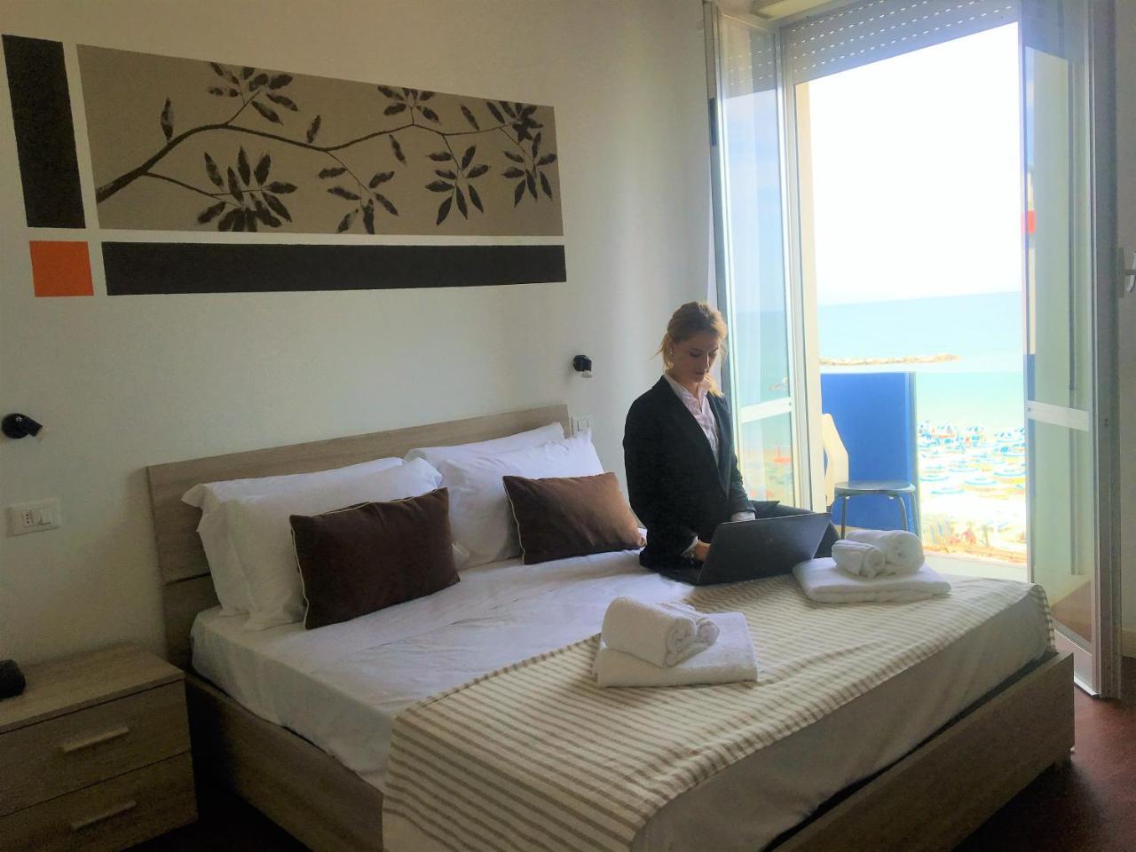 Hotel Al Nuovo Porto Bellaria-Igea Marina Eksteriør bilde